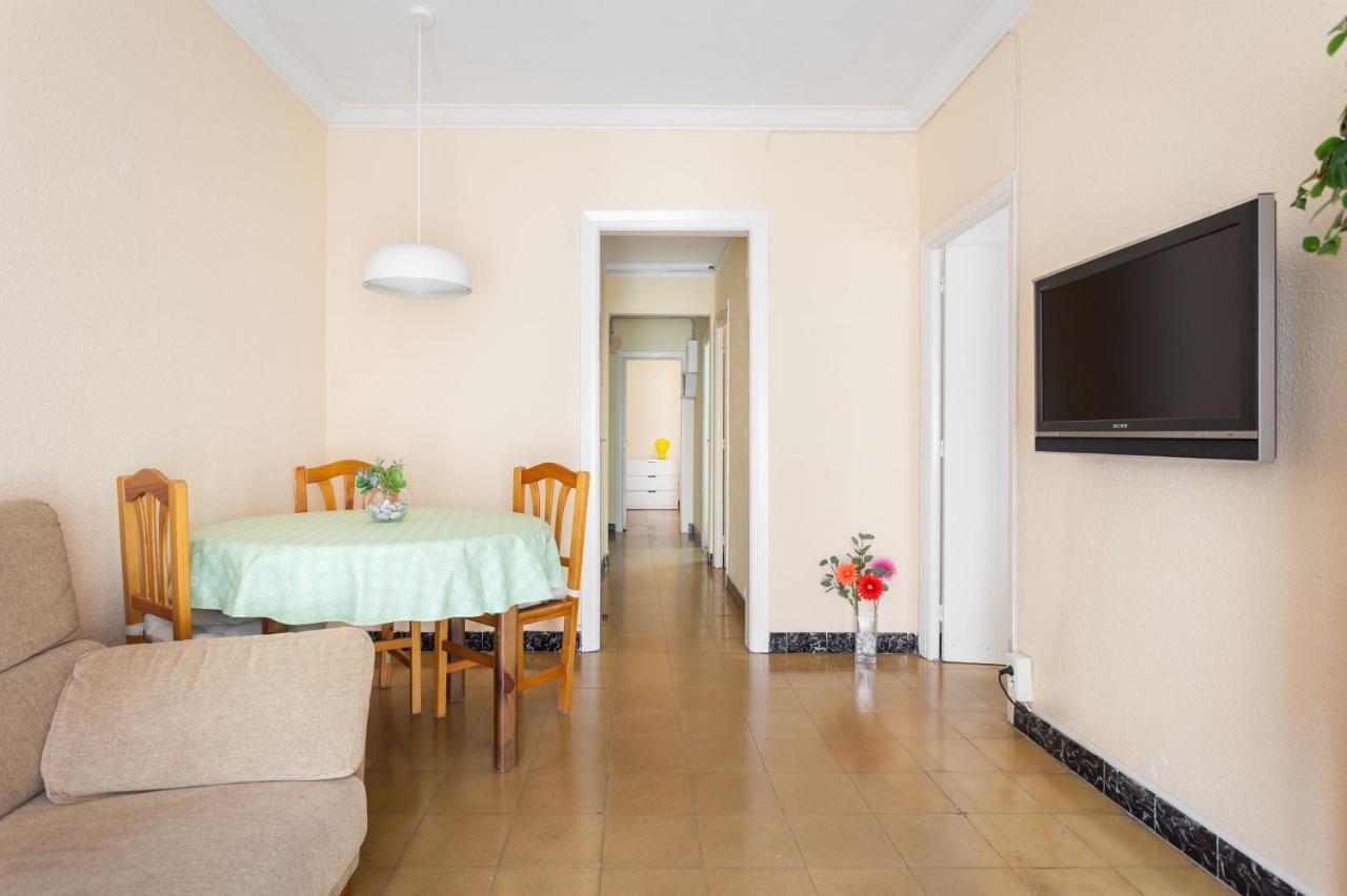 Apartamento Con Encanto, Luminoso Y Tranquilo Apartment L'Hospitalet de Llobregat Exterior photo